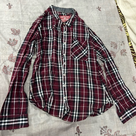 Tops - Checked shirt - size S